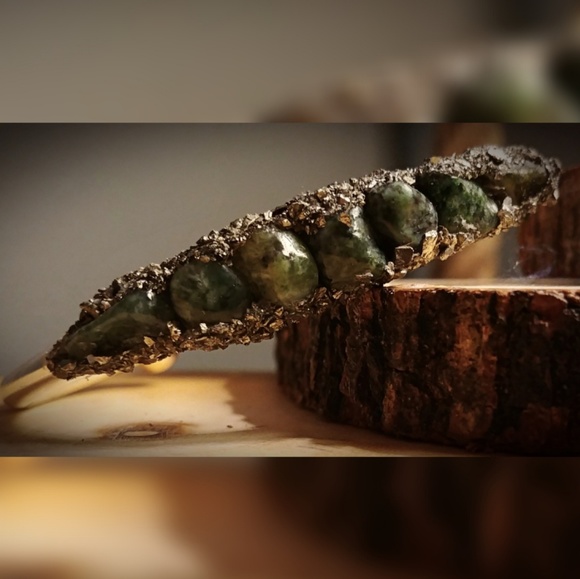 Handcrafted Wearable Magick - Picture 3 of 6